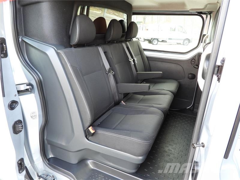 Renault TRAFIC BOX DELIVERY VAN 6 SEATS CRUISE CONTROL Gesloten bedrijfswagens