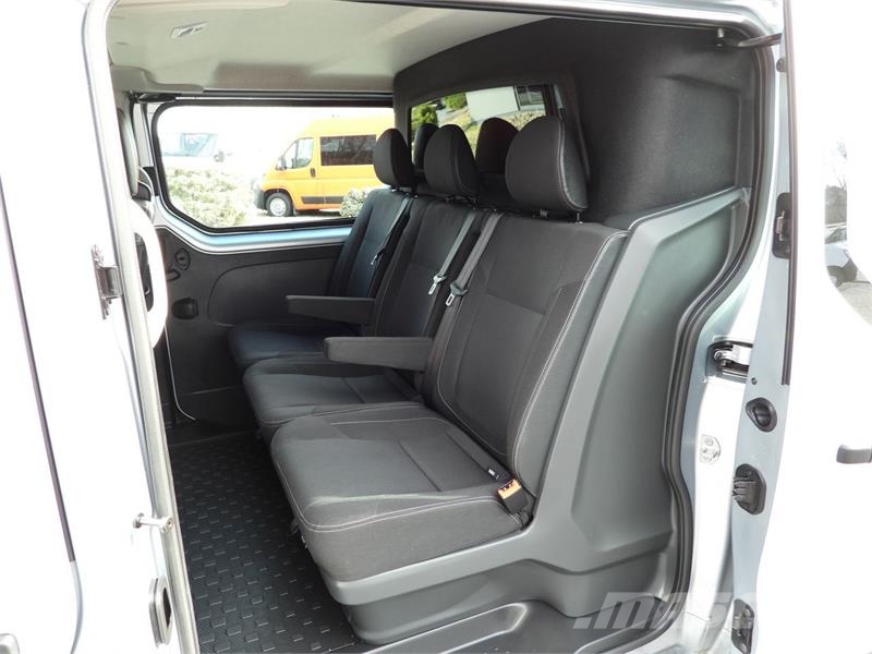 Renault TRAFIC BOX DELIVERY VAN 6 SEATS CRUISE CONTROL Gesloten bedrijfswagens