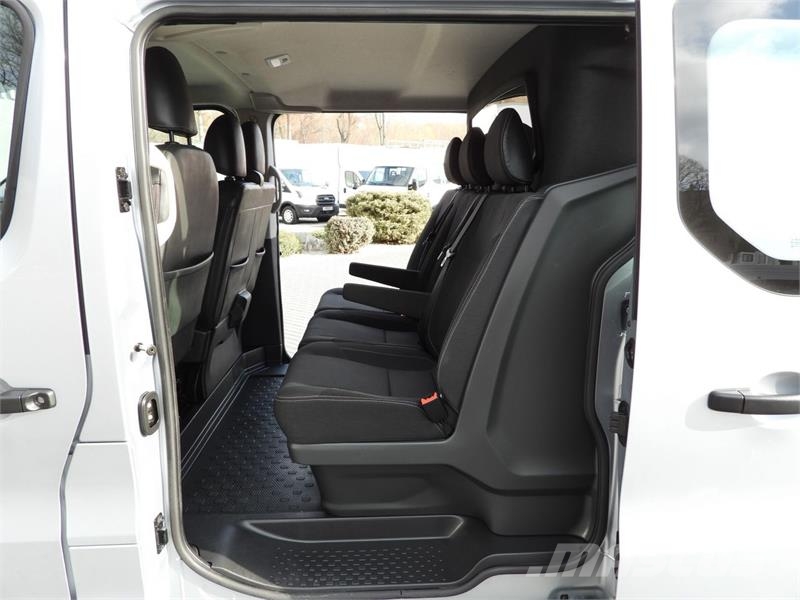 Renault TRAFIC BOX DELIVERY VAN 6 SEATS CRUISE CONTROL Gesloten bedrijfswagens