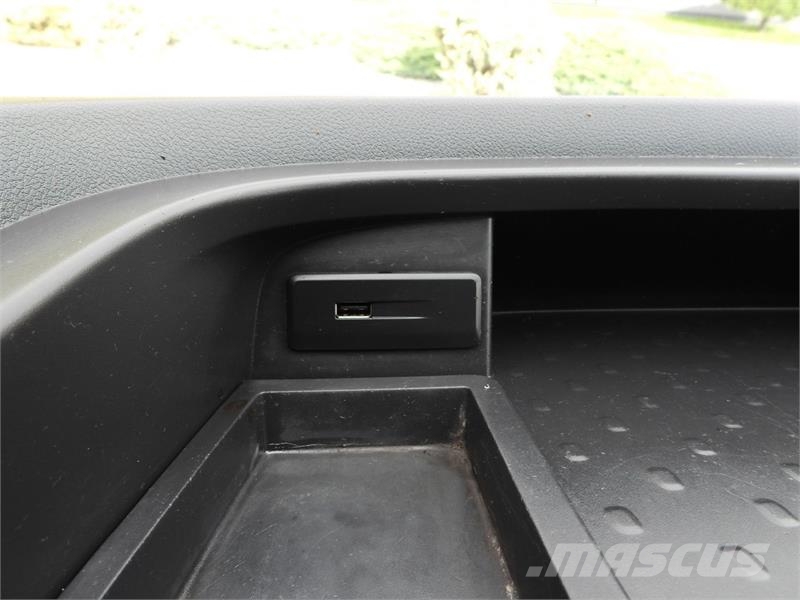 Renault TRAFIC  REFRIGERATOR VAN -1*C POWER SUPPLY 230V Refrižerators