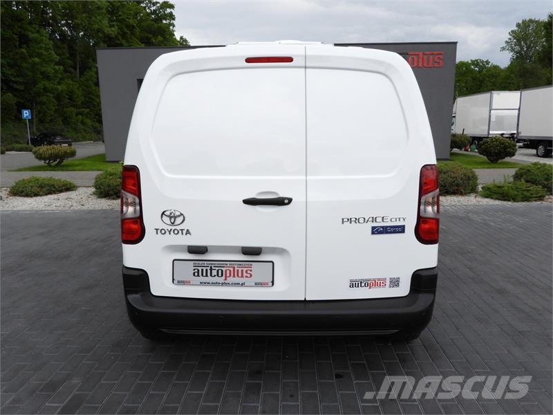 Toyota PROACE CITY REFRIGERATOR VAN -15*C POWER SUPPLY Refrižerators