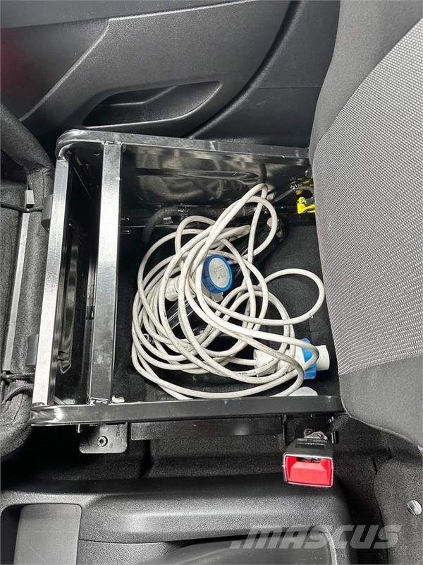 Toyota PROACE CITY REFRIGERATOR VAN -15*C POWER SUPPLY 冷藏面包车