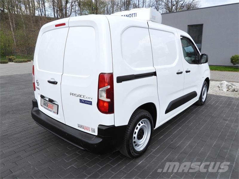 Toyota PROACE CITY REFRIGERATOR VAN -15*C POWER SUPPLY 冷藏面包车