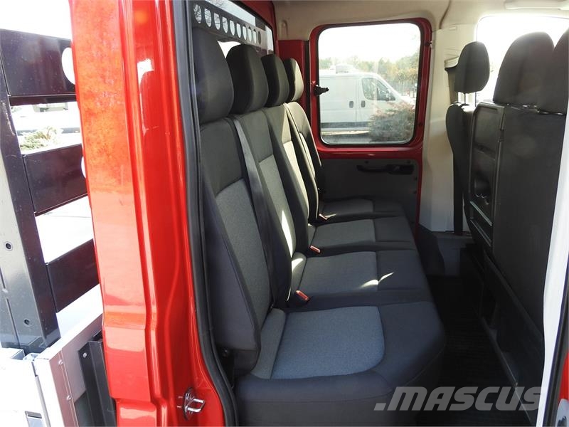 Volkswagen CRAFTER STAKE BODY DOUBLE CABIN DOKA 7 SEATS Kiperi