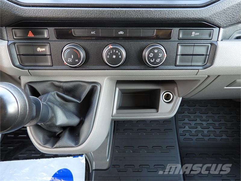 Volkswagen CRAFTER  TARPAULIN 8 PALLETS CRUISE CONTROL هيكل صندوقي