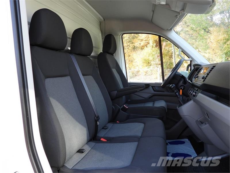 Volkswagen CRAFTER  TARPAULIN 8 PALLETS CRUISE CONTROL هيكل صندوقي