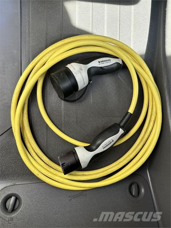 Volkswagen E-CRAFTER ELECTRIC PANEL VAN CRUISE CONTROL Citi