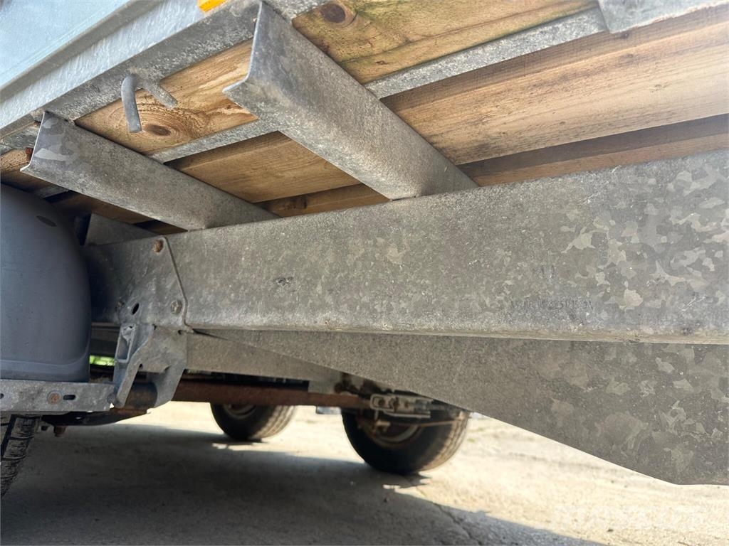 Ifor Williams LM105 GHD Dropside Trailer مقطورات أخرى
