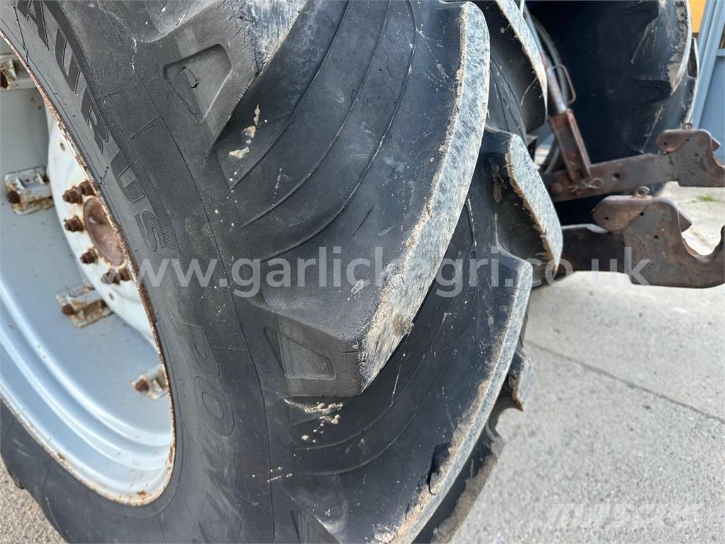 Massey Ferguson 6190 Tractor C/W MX U12 Loader Трактори