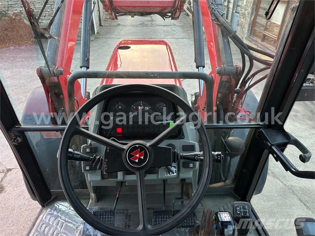 Massey Ferguson 6190 Tractor C/W MX U12 Loader Трактори