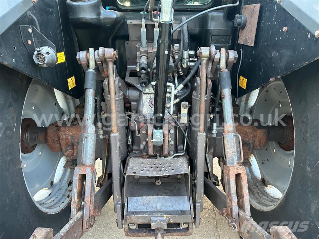 Massey Ferguson 6190 Tractor C/W MX U12 Loader Трактори