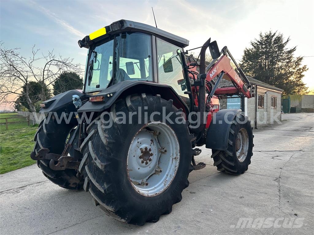 Massey Ferguson 6190 Tractor C/W MX U12 Loader Трактори