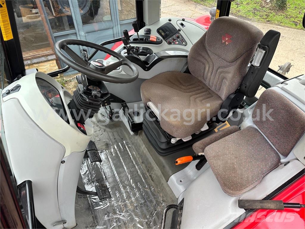 Massey Ferguson 6465 Dyna-6 Tractor C/W 950 Loader Трактора