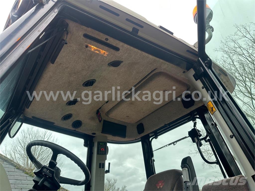 Massey Ferguson 6465 Dyna-6 Tractor C/W 950 Loader Трактора