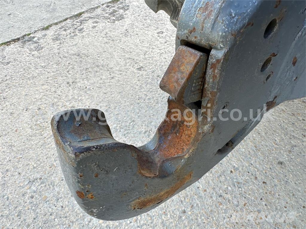 Massey Ferguson 6485 Dyna-6 Tractor Traktorid
