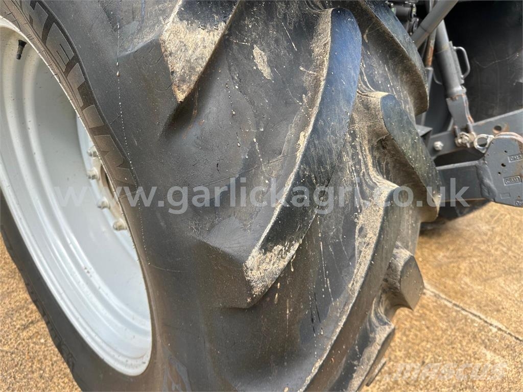Massey Ferguson 6718S Dyna-6 Tractor 拖拉机/农用车
