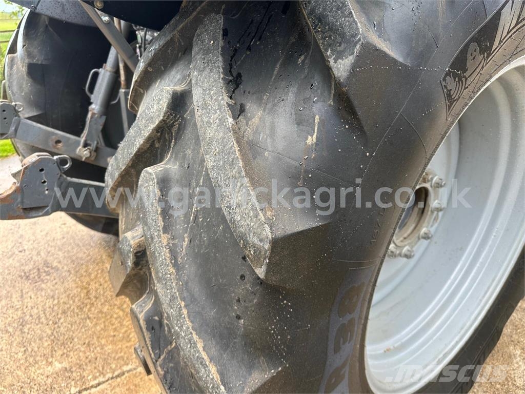 Massey Ferguson 6718S Dyna-6 Tractor 拖拉机/农用车