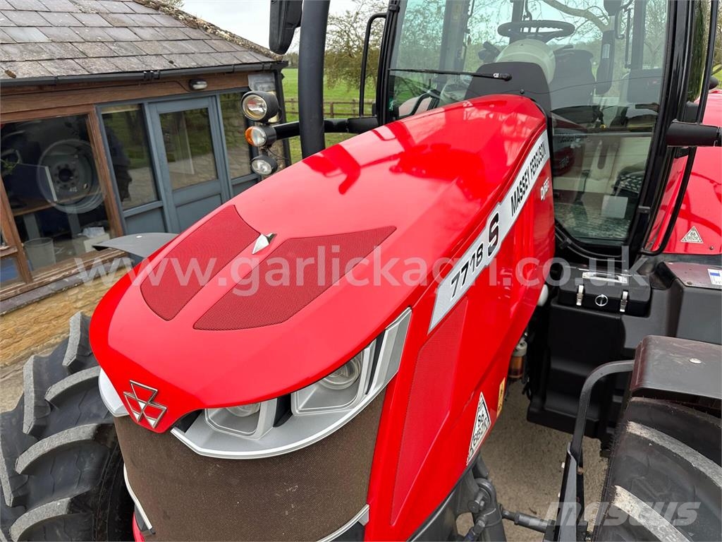Massey Ferguson 7718S Tractor Traktoren