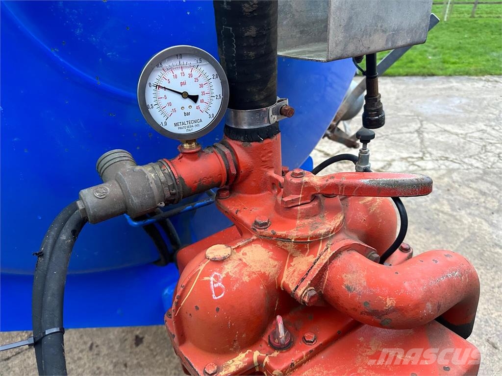 Primex 900 Slurry Tanker Cisterne za djubrivo