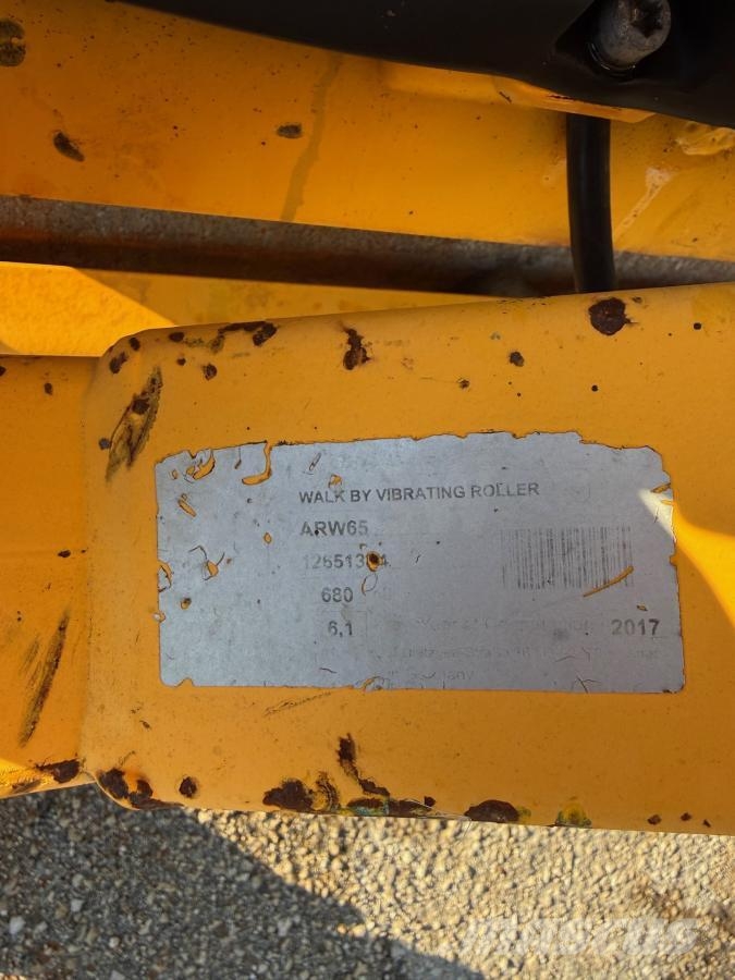 Ammann ARW 65 Kompaktorji tal