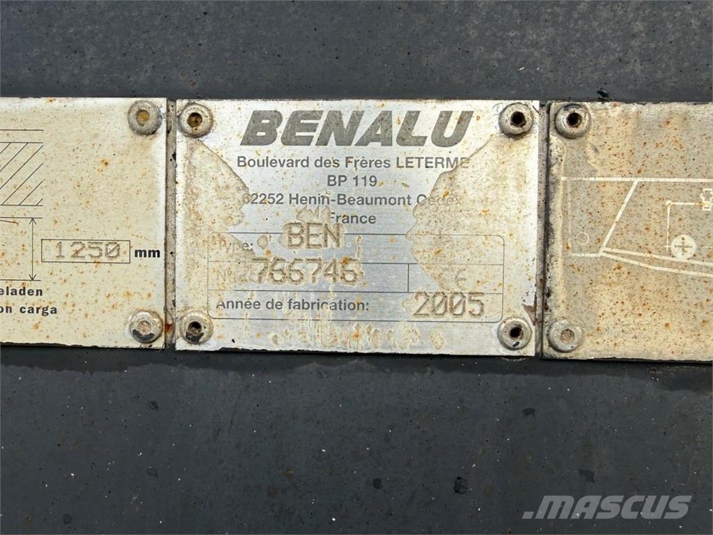 Benalu Semi-Reboque Tippsemi
