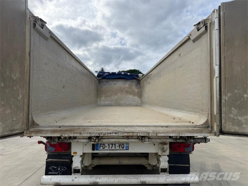 Benalu Semi-Reboque Tippsemi