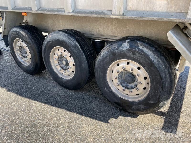 Benalu Semi-Reboque Kiper poluprikolice