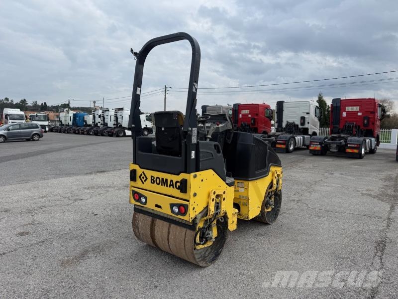 Bomag BW 100 AD-5 Kompaktorji tal