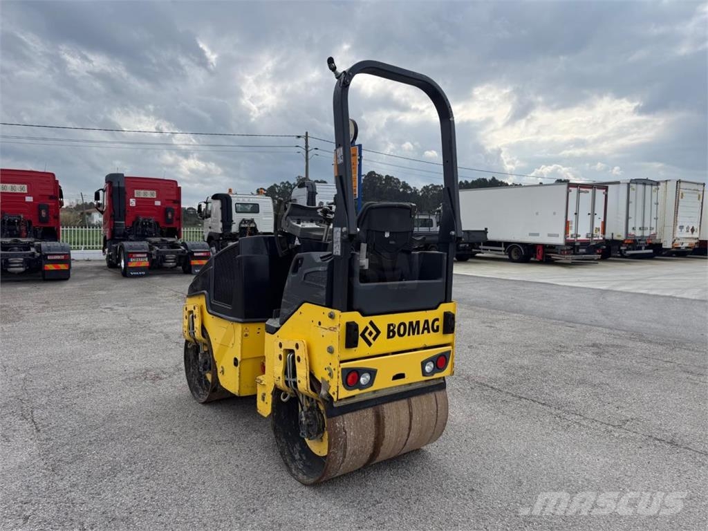 Bomag BW 100 AD-5 Kompaktorji tal