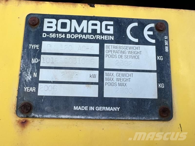 Bomag BW120 AC-4 Compactadores de suelo