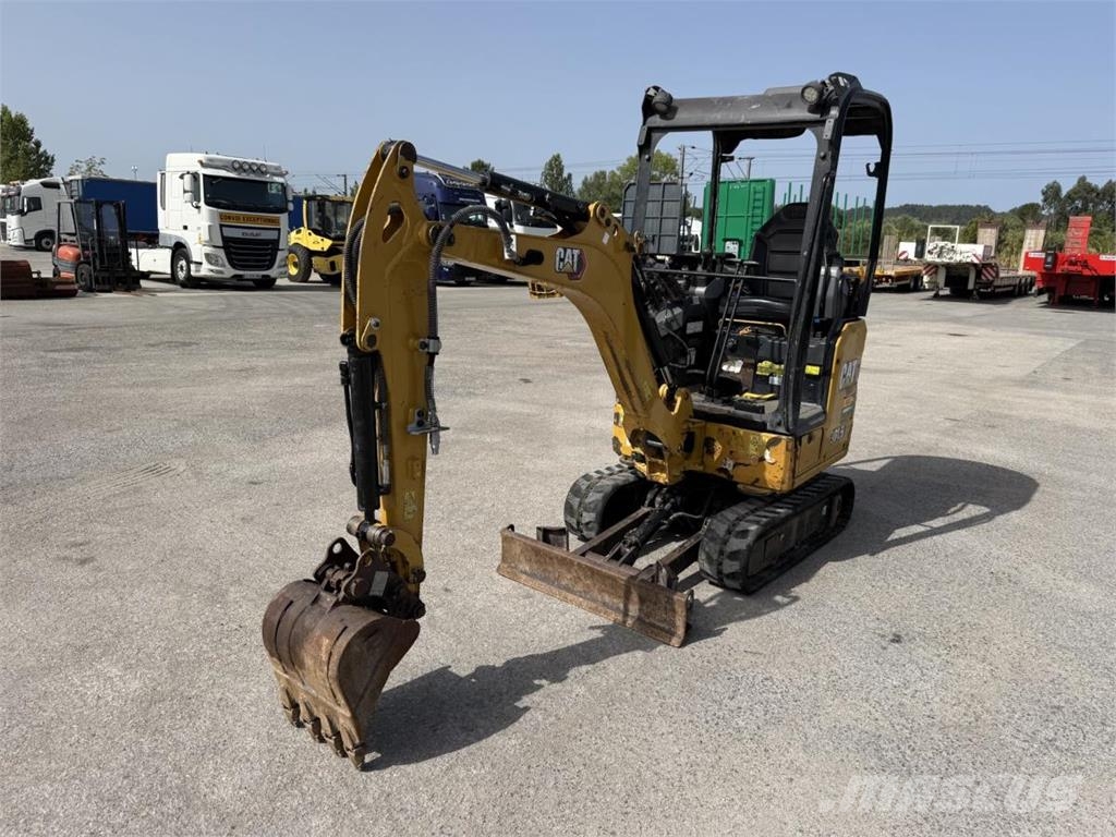 CAT 301.5 Miniekskavaatorid < 7 t