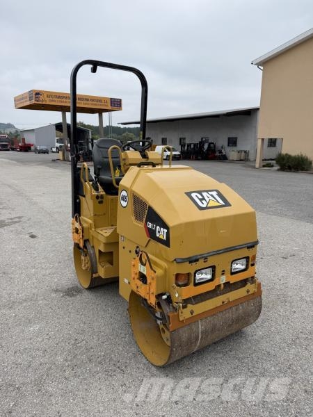 CAT CB17 Kompaktori zemlje