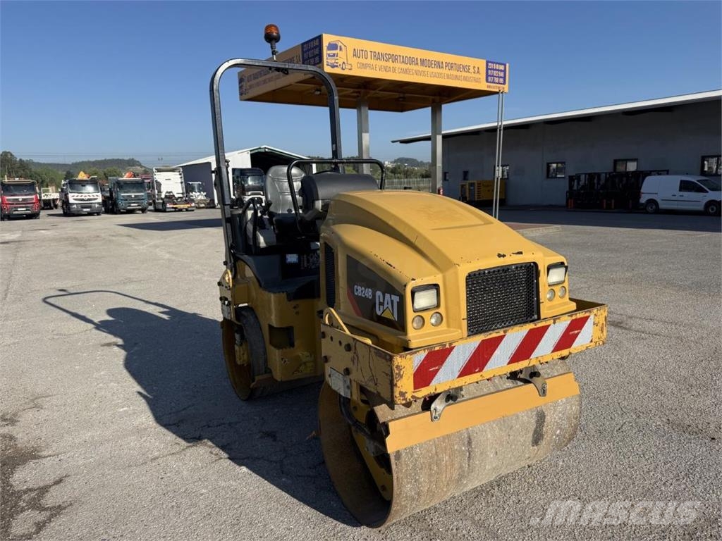 CAT CB24 Уплътнители за почва