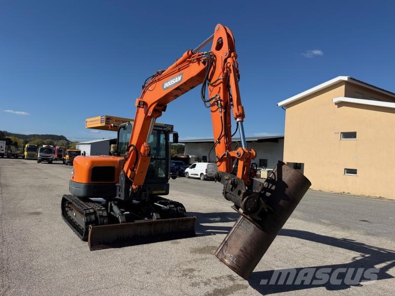 Doosan DX 85 R Mini Escavadoras <7t