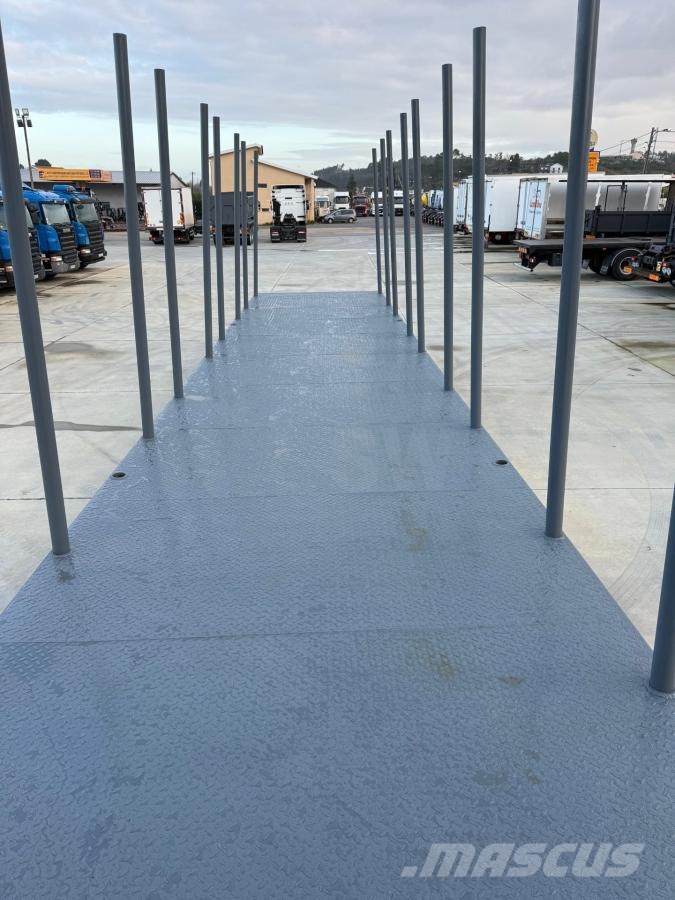 Fruehauf Semi-Reboque Houtopleggers