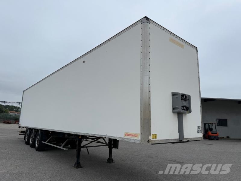 Fruehauf Semi-Reboque 半挂厢式车