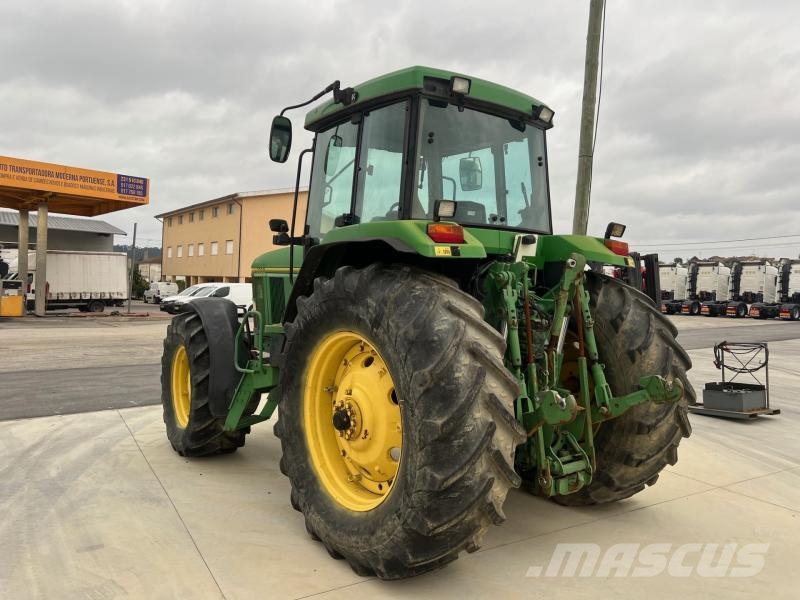 John Deere 7700 Tractors