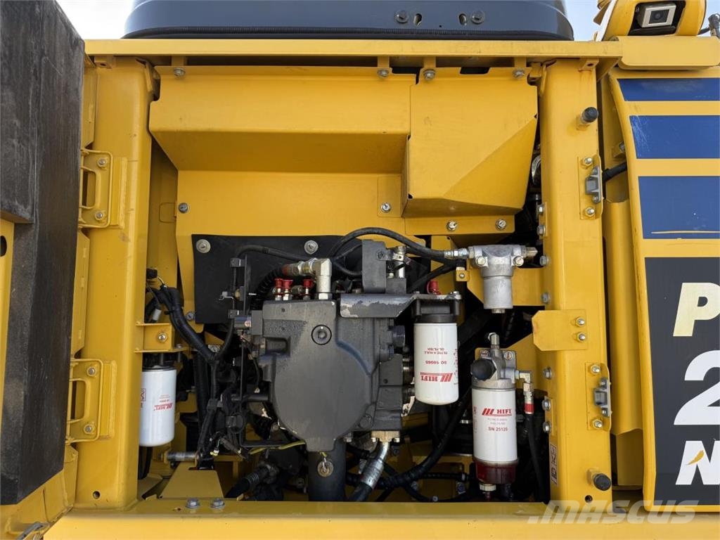 Komatsu PC210NLC-11 Crawler excavators