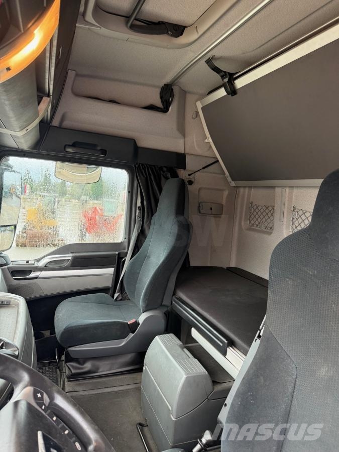 MAN TGX 18.480 曳引機組件