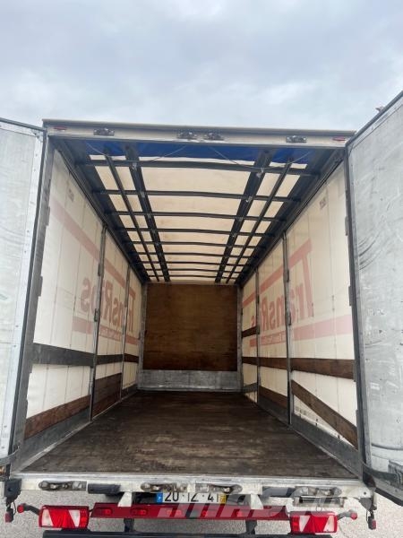 Mitsubishi Fuso Canter 7C15 Curtainsider trucks