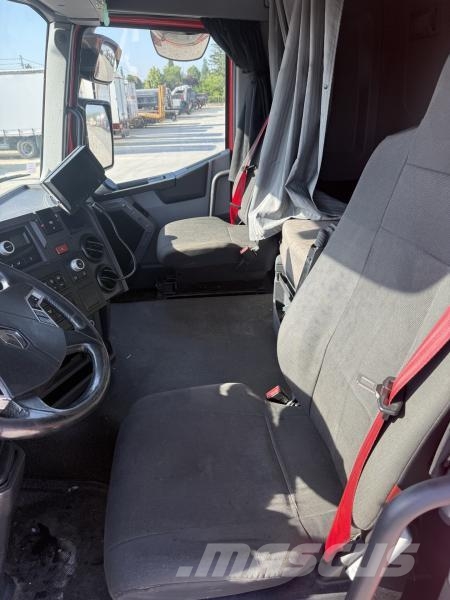 Renault C-Series 480 탱커 트럭