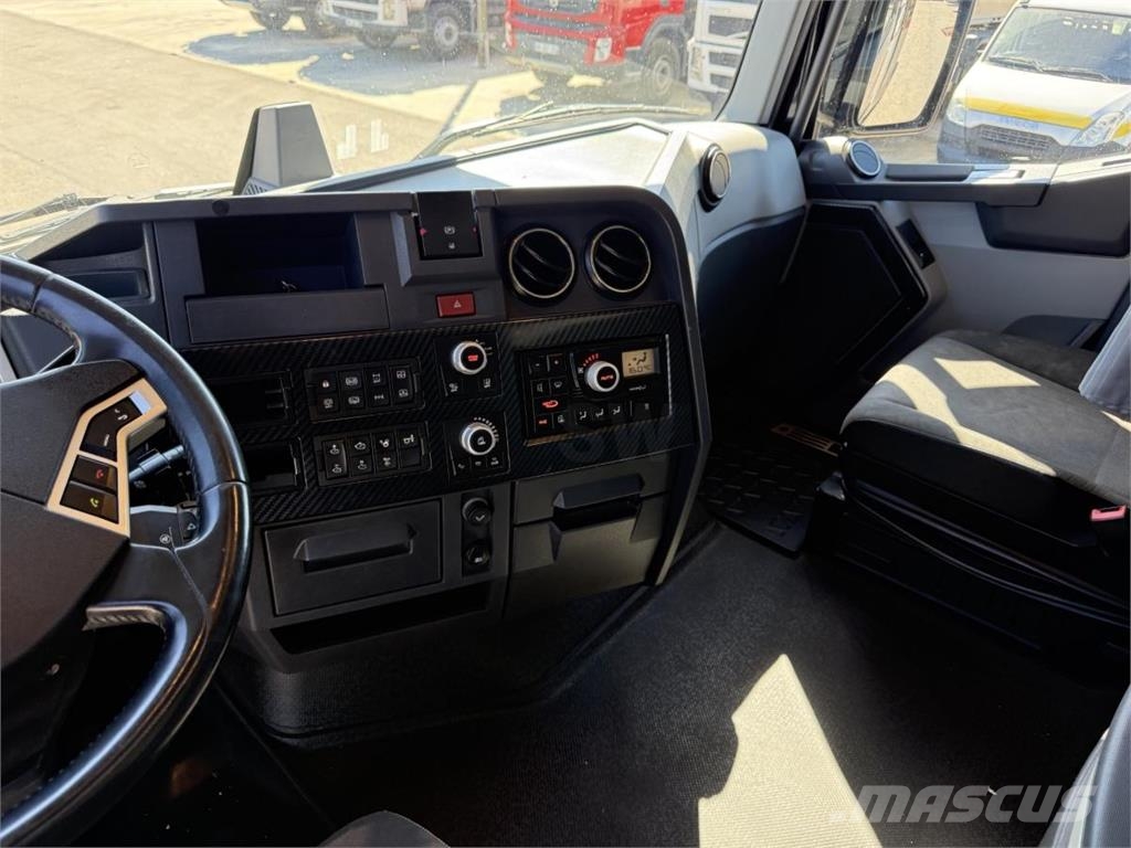 Renault Gamme T High 520 P4X2 E6 وحدات الجر