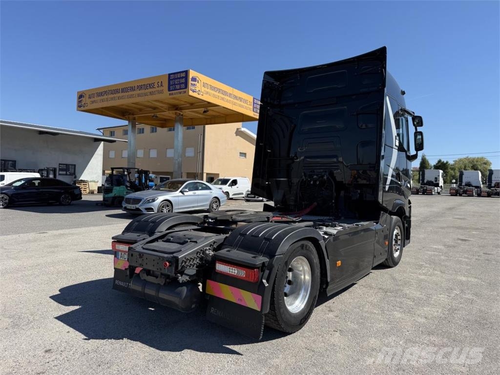 Renault Gamme T High 520 P4X2 E6 وحدات الجر