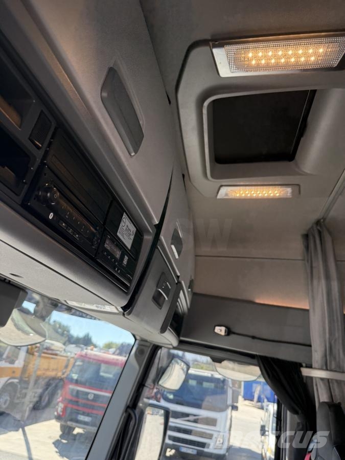 Renault Gamme T High 520 P4X2 E6 وحدات الجر