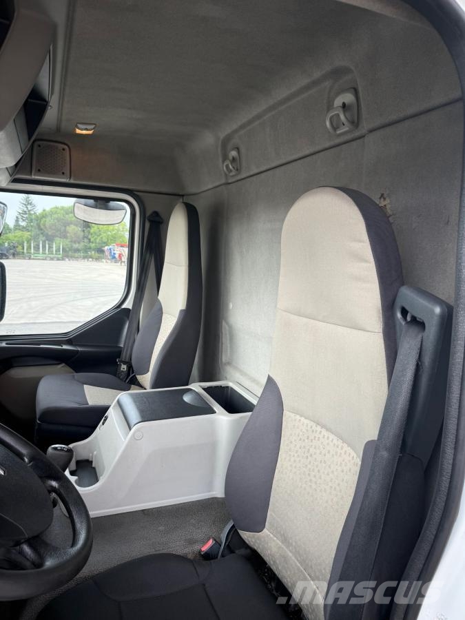 Renault Midlum 300 DXI Skåpbilar