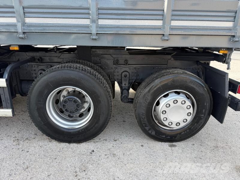 Renault Premium 380 DXI Tipper trucks