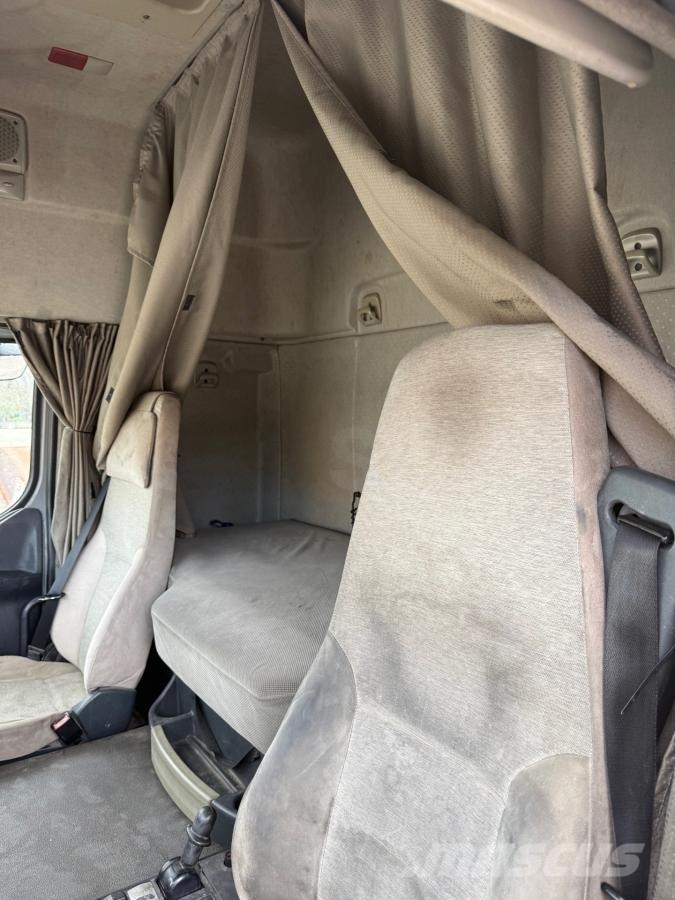 Renault Premium 440 DXI 曳引機組件