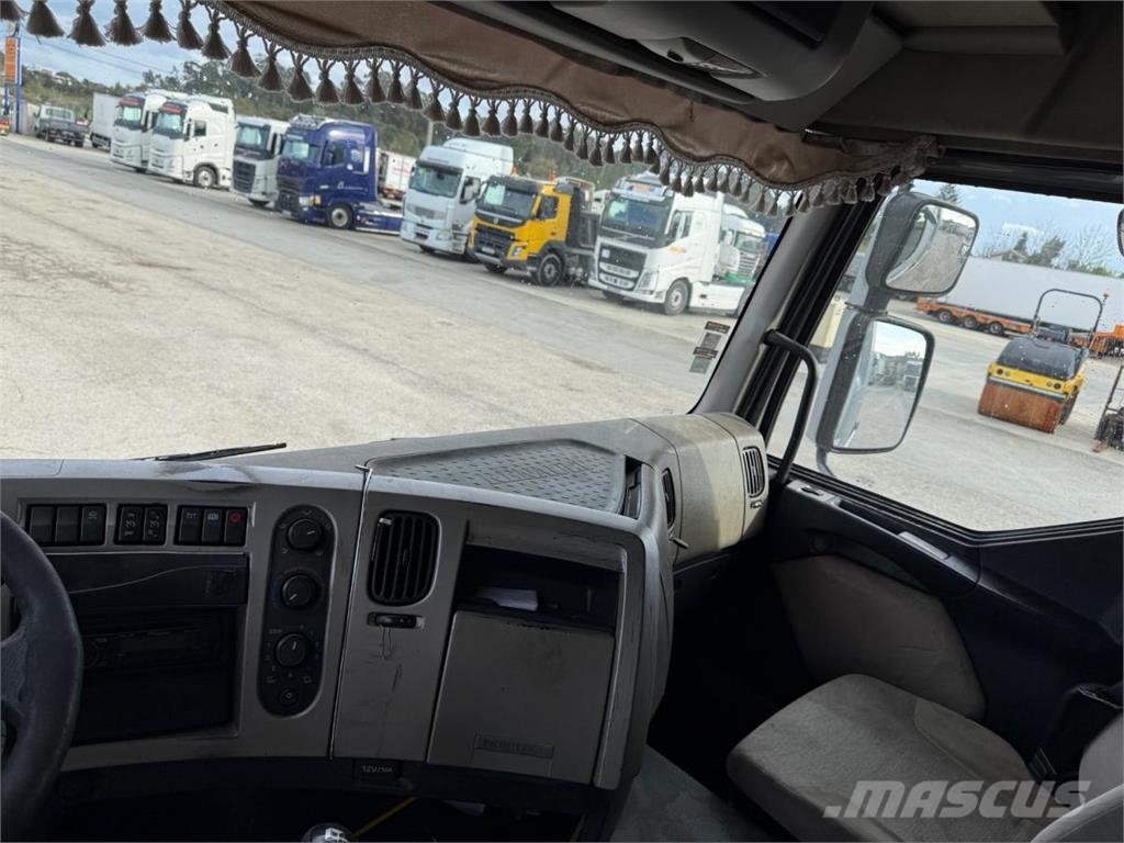 Renault Premium 440 DXI 曳引機組件