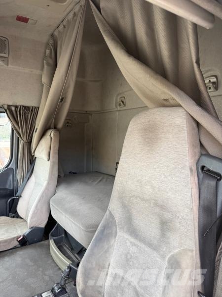 Renault Premium 440 DXI Prime Movers