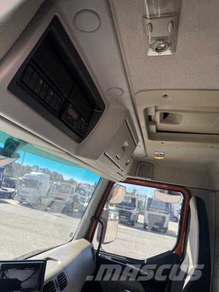 Renault Premium Lander 370 DXI Savivarčių priekabų vilkikai